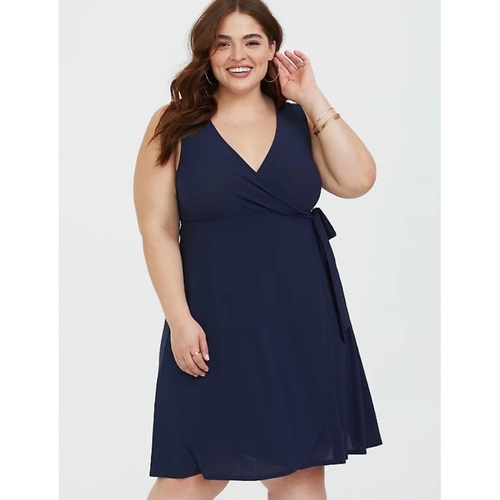 Torrid 5 MINI STRETCH CREPE WRAP DRESS navy